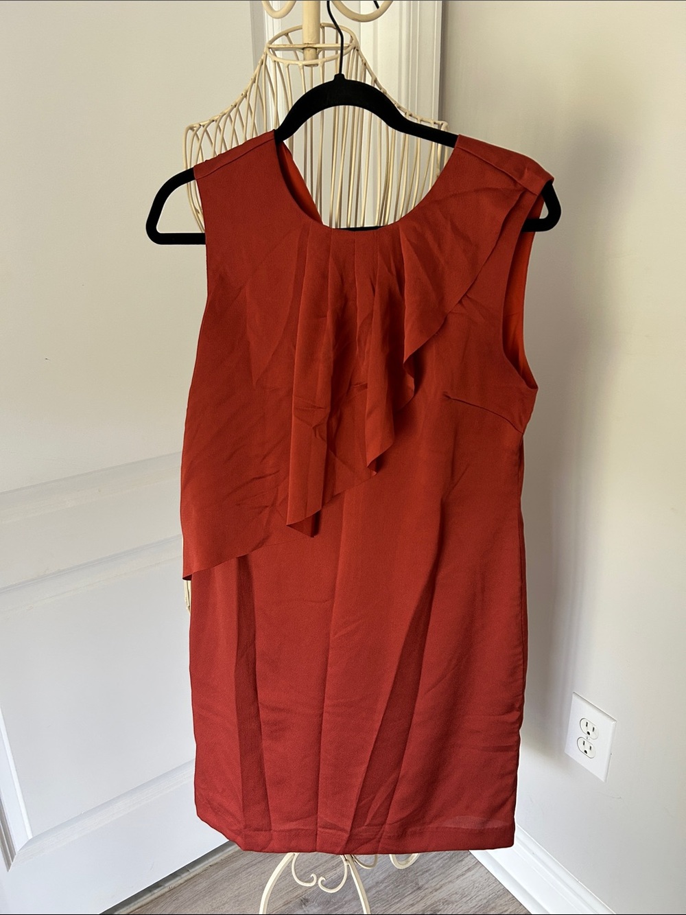 Banana Republic Rust-Red Ruffle Sleeveless Shift Dress